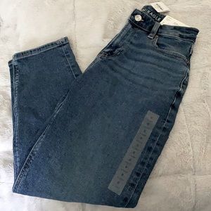 American eagle mom jeans